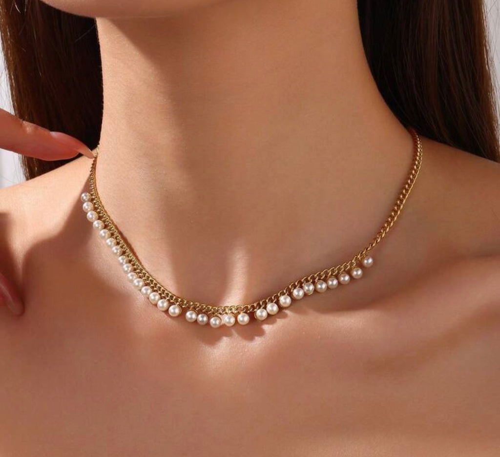 Pearl Aura Necklace